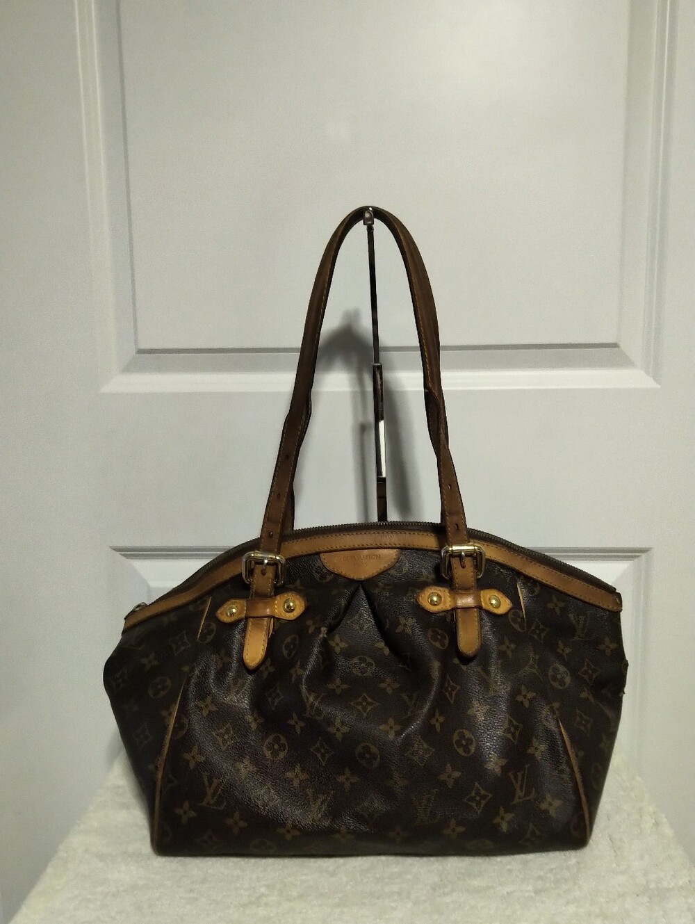 Authentic Louis Vuitton Monogram Tivoli GM Bag